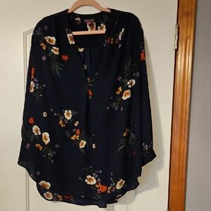 Vince Camuto Navy Floral V-Neck Long Sleeve Blouse